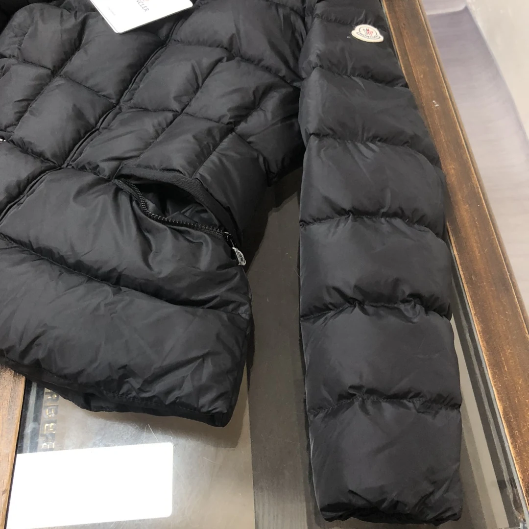 Moncler puffer jacket - real photo 6