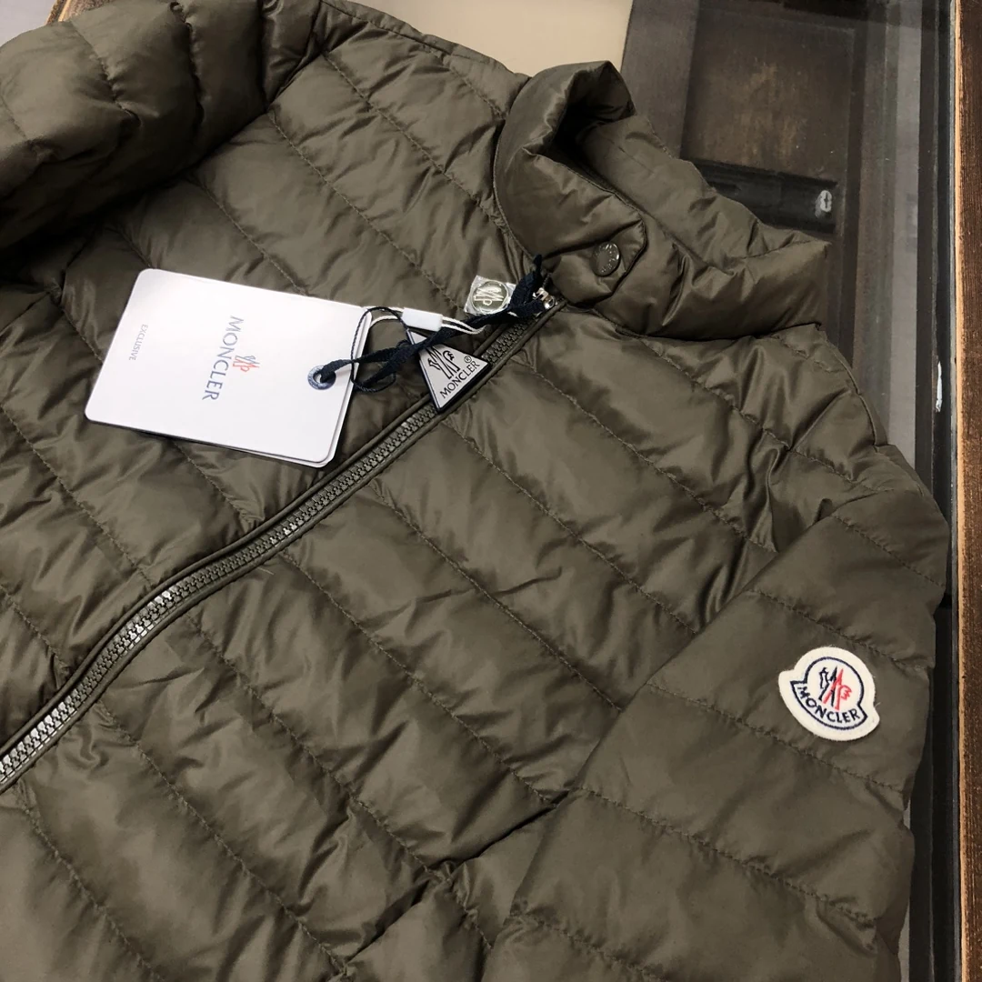 Moncler puffer jacket - real photo 3