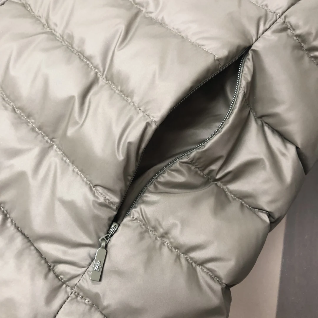 Moncler puffer jacket - real photo 5