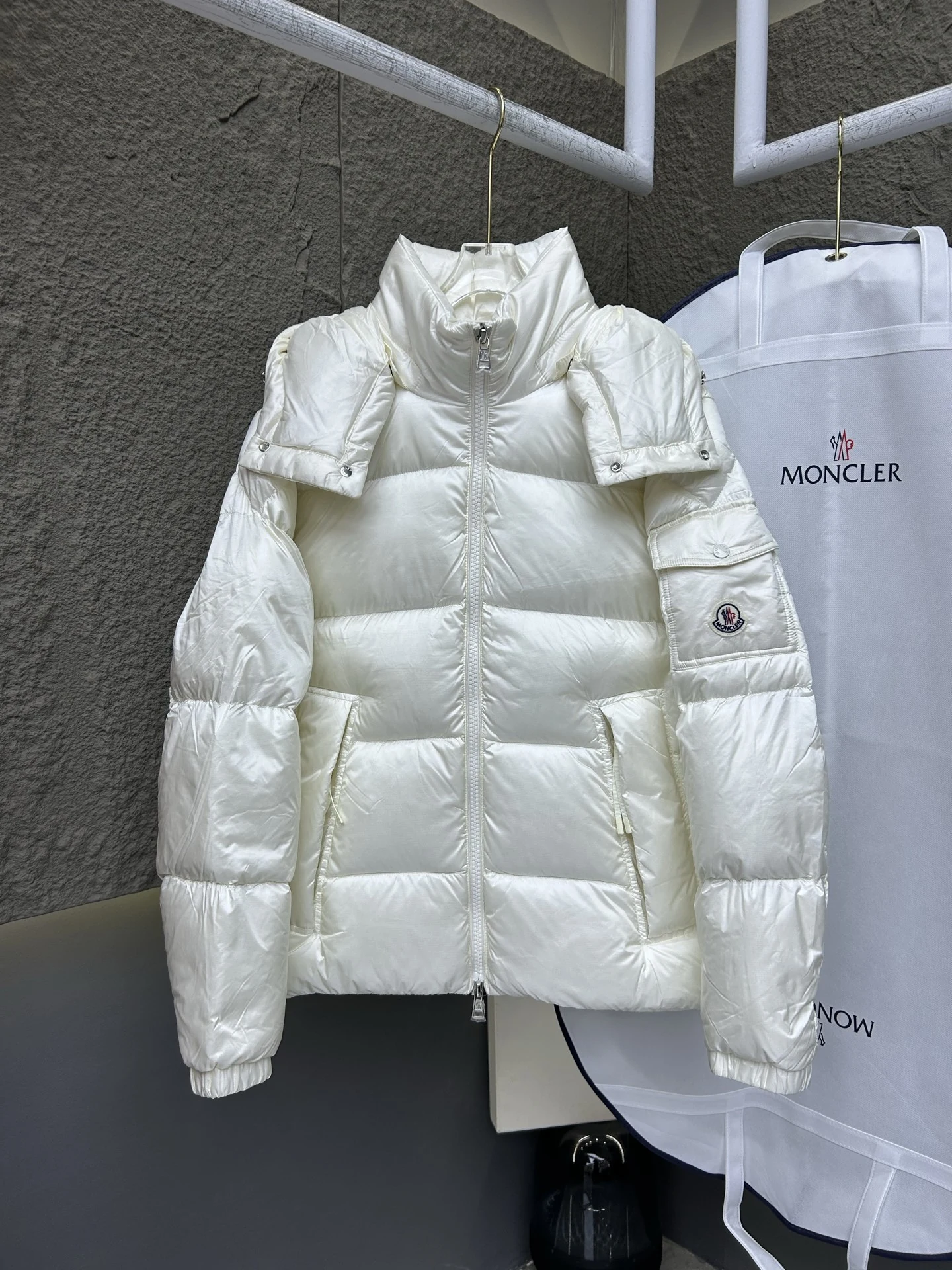Moncler puffer jacket - real photo 1