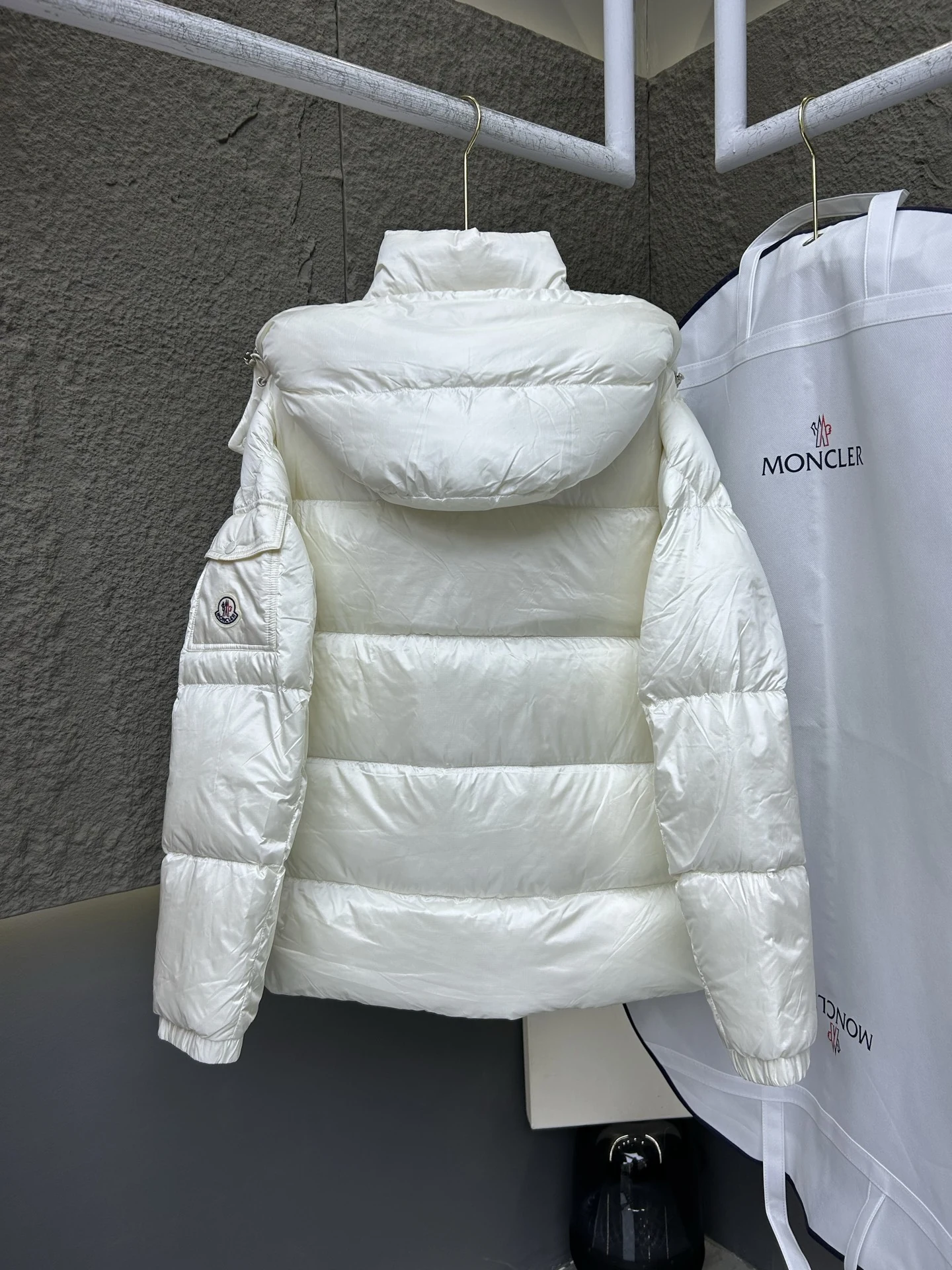 Moncler puffer jacket - real photo 10