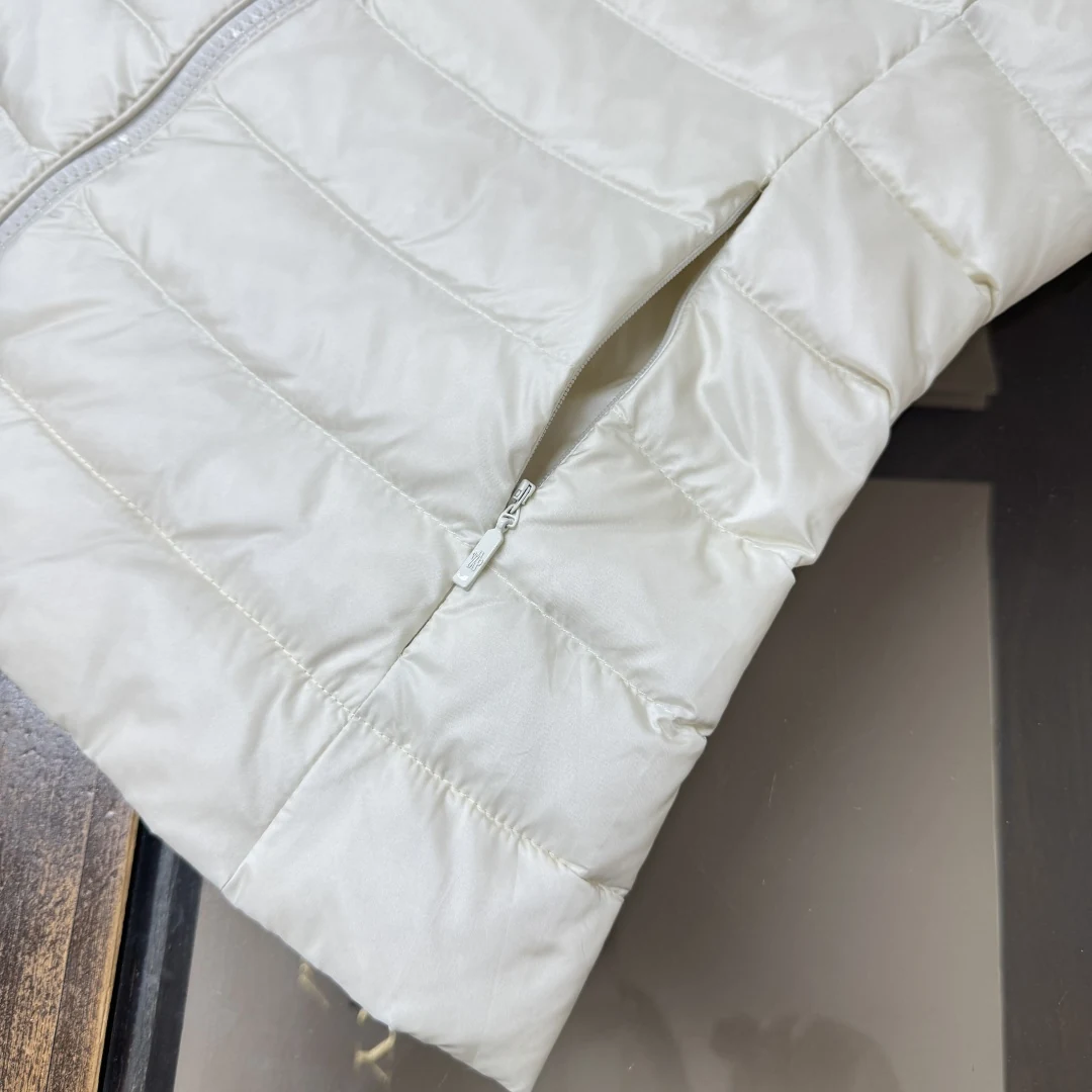 Moncler puffer jacket - real photo 6
