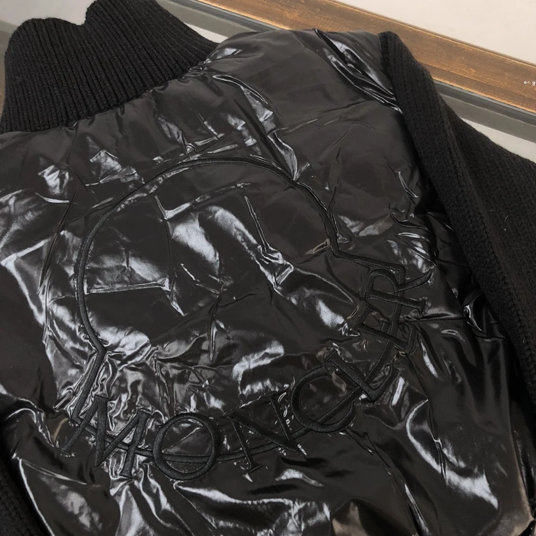 Moncler puffer jacket - real photo 9
