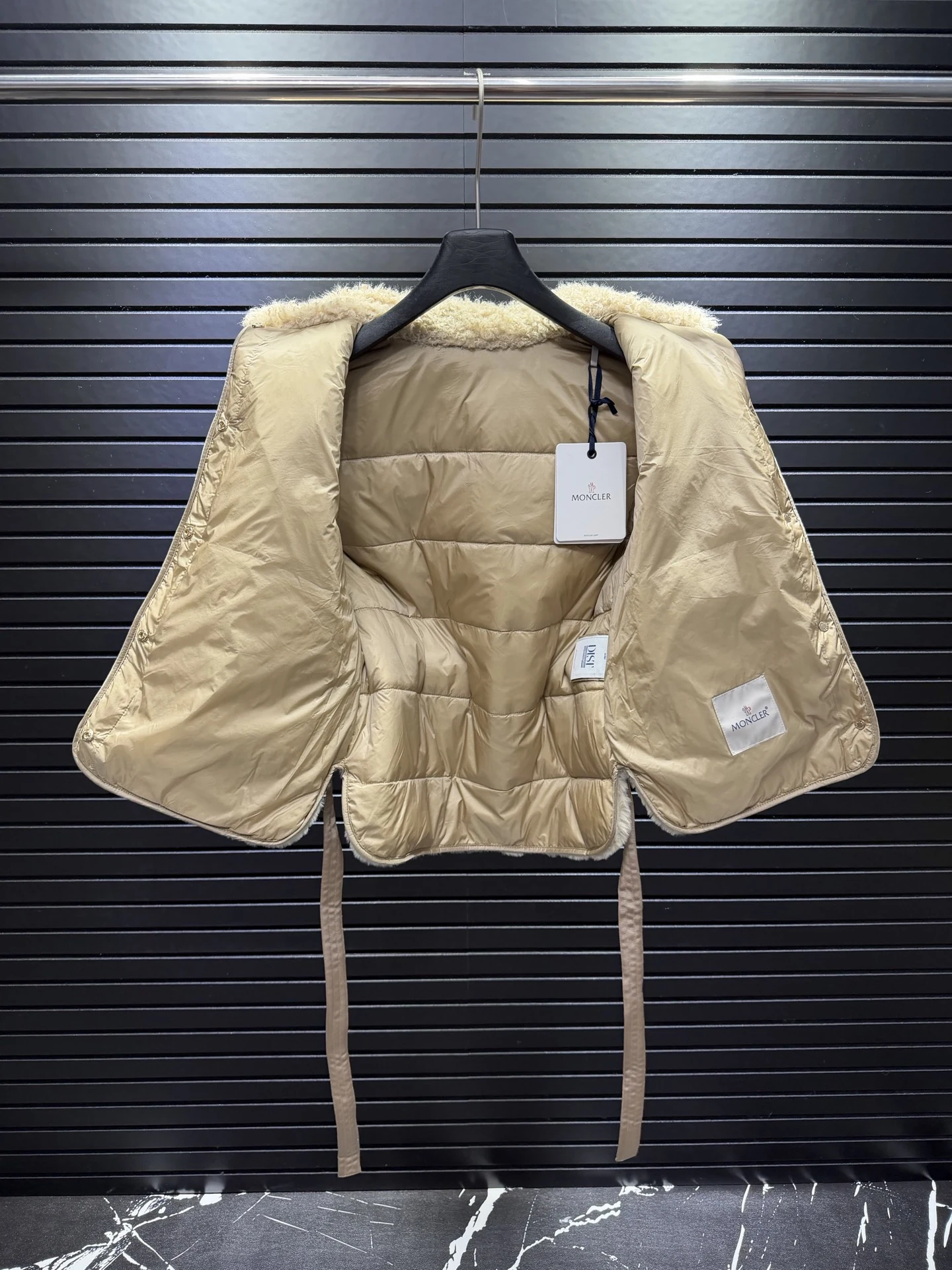Moncler puffer jacket - real photo 9