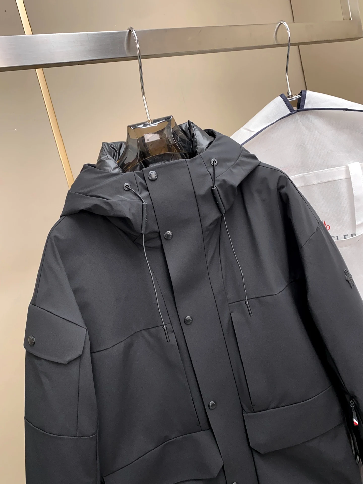 Moose Knuckles puffer jacket - real photo 3