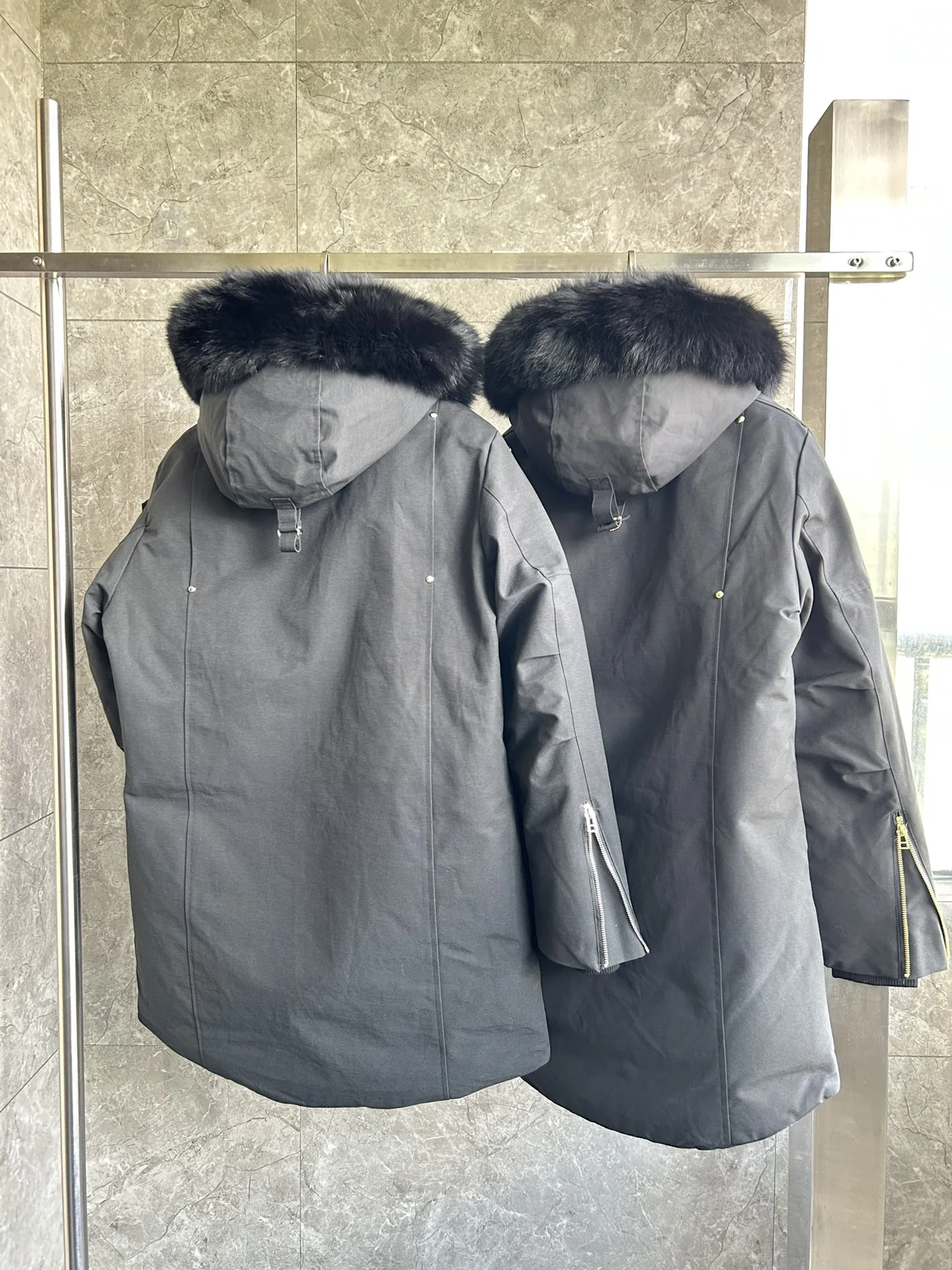 Moose Knuckles puffer jacket - real photo 8