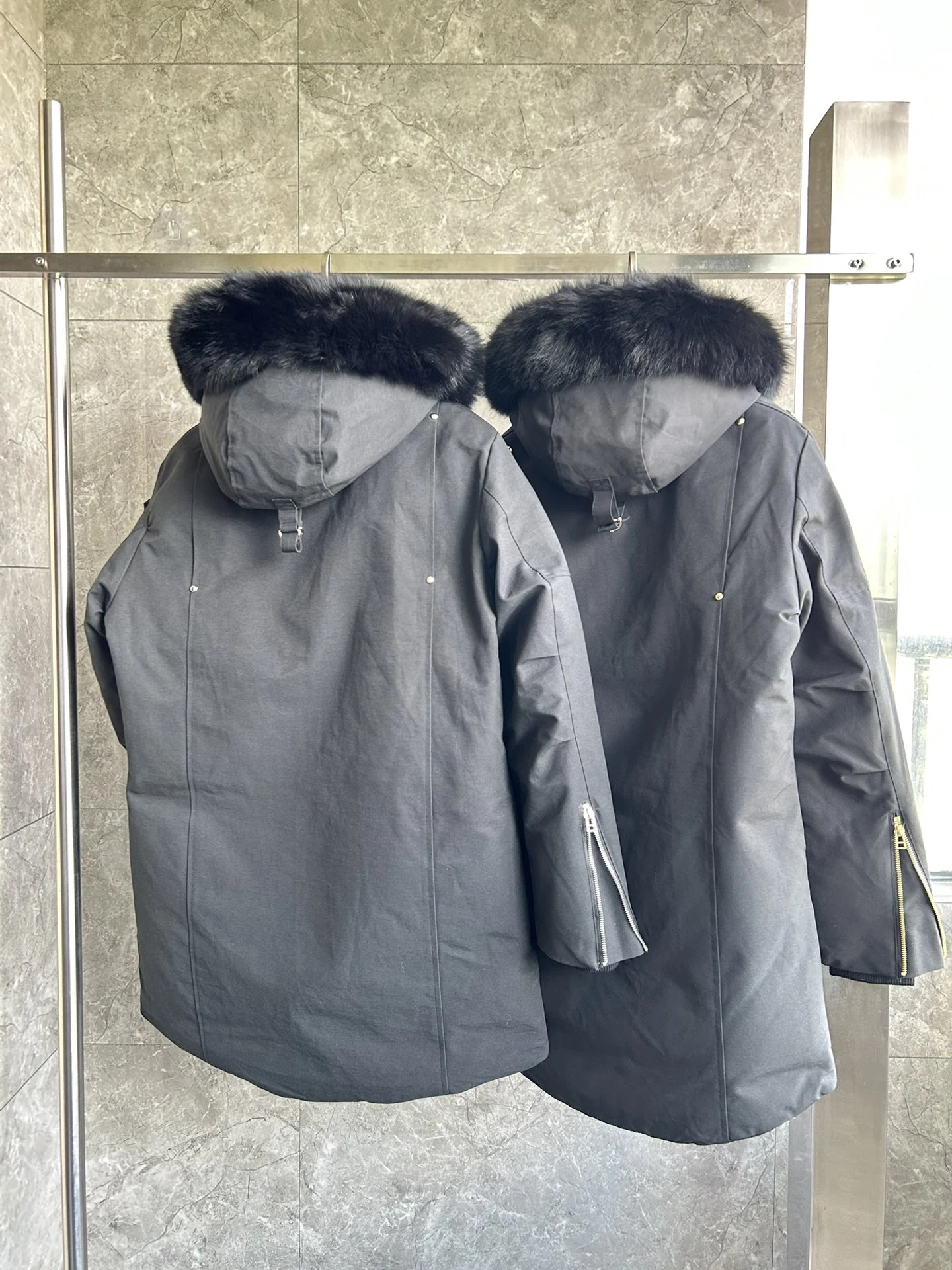 Moose Knuckles puffer jacket - real photo 6