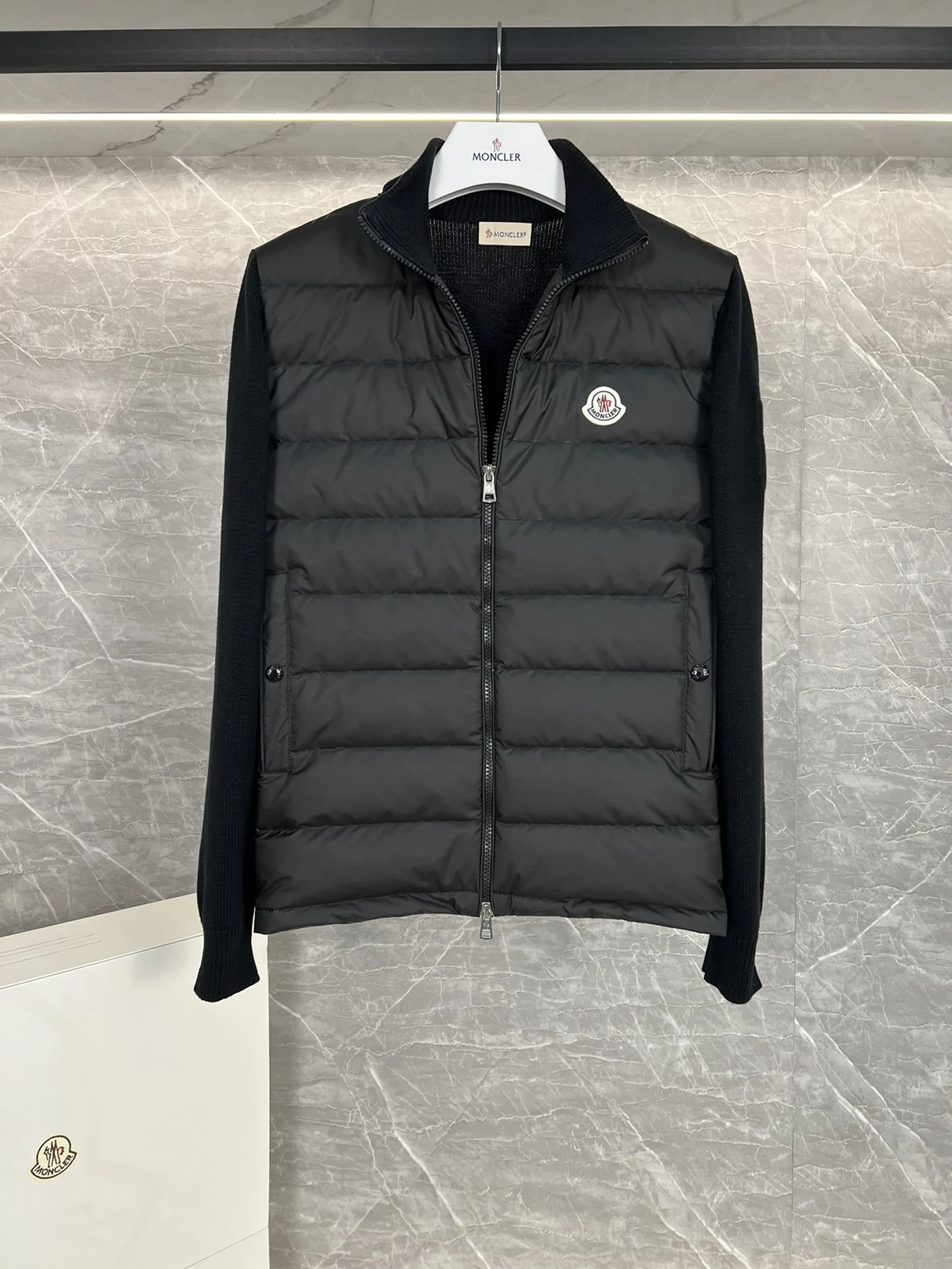Moose Knuckles puffer jacket - real photo 4
