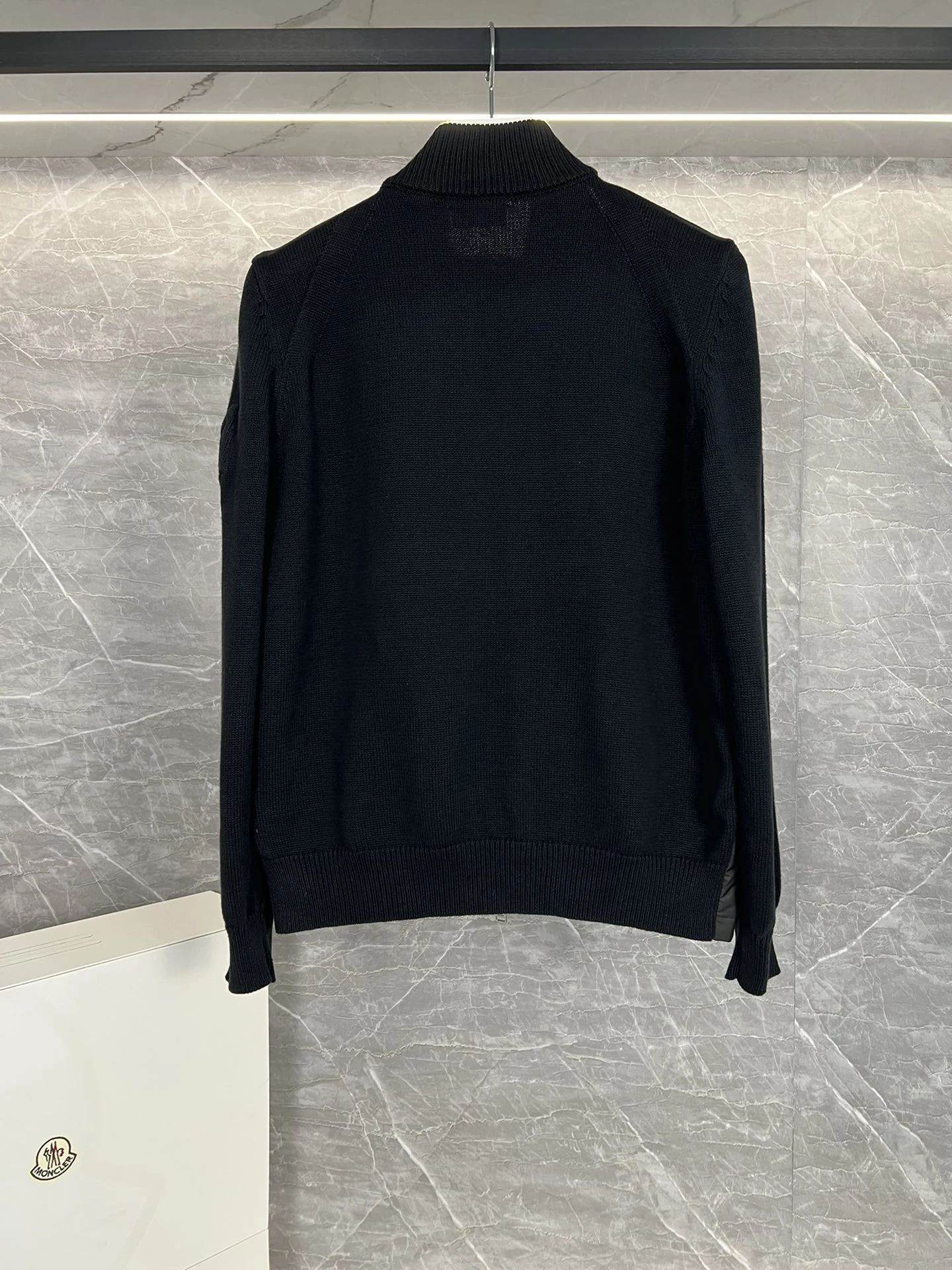 Moose Knuckles puffer jacket - real photo 5