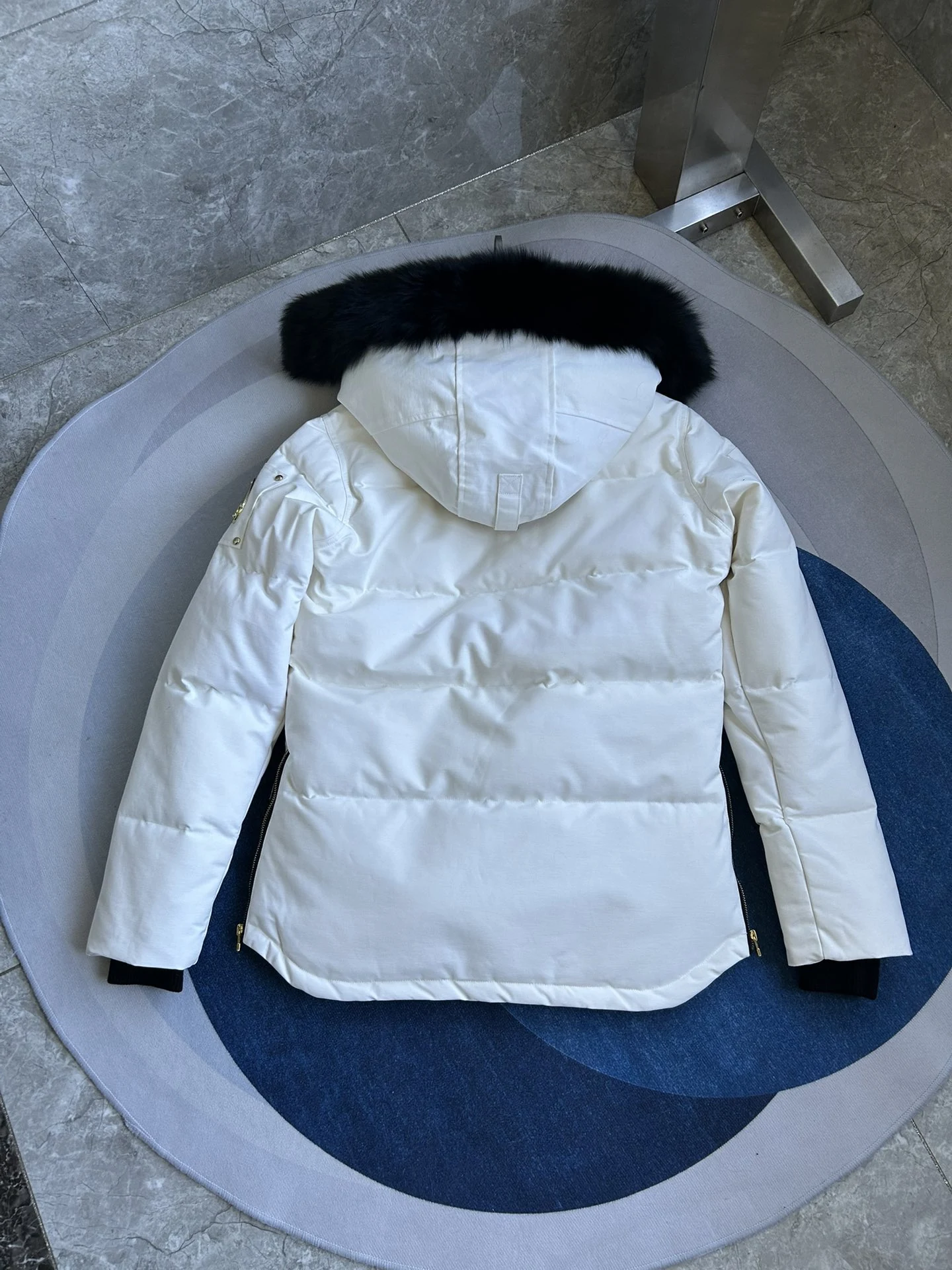 Moose Knuckles Short Puffer Jacket - Style 40 - Moose Knuckles puffer jacket real photo 6