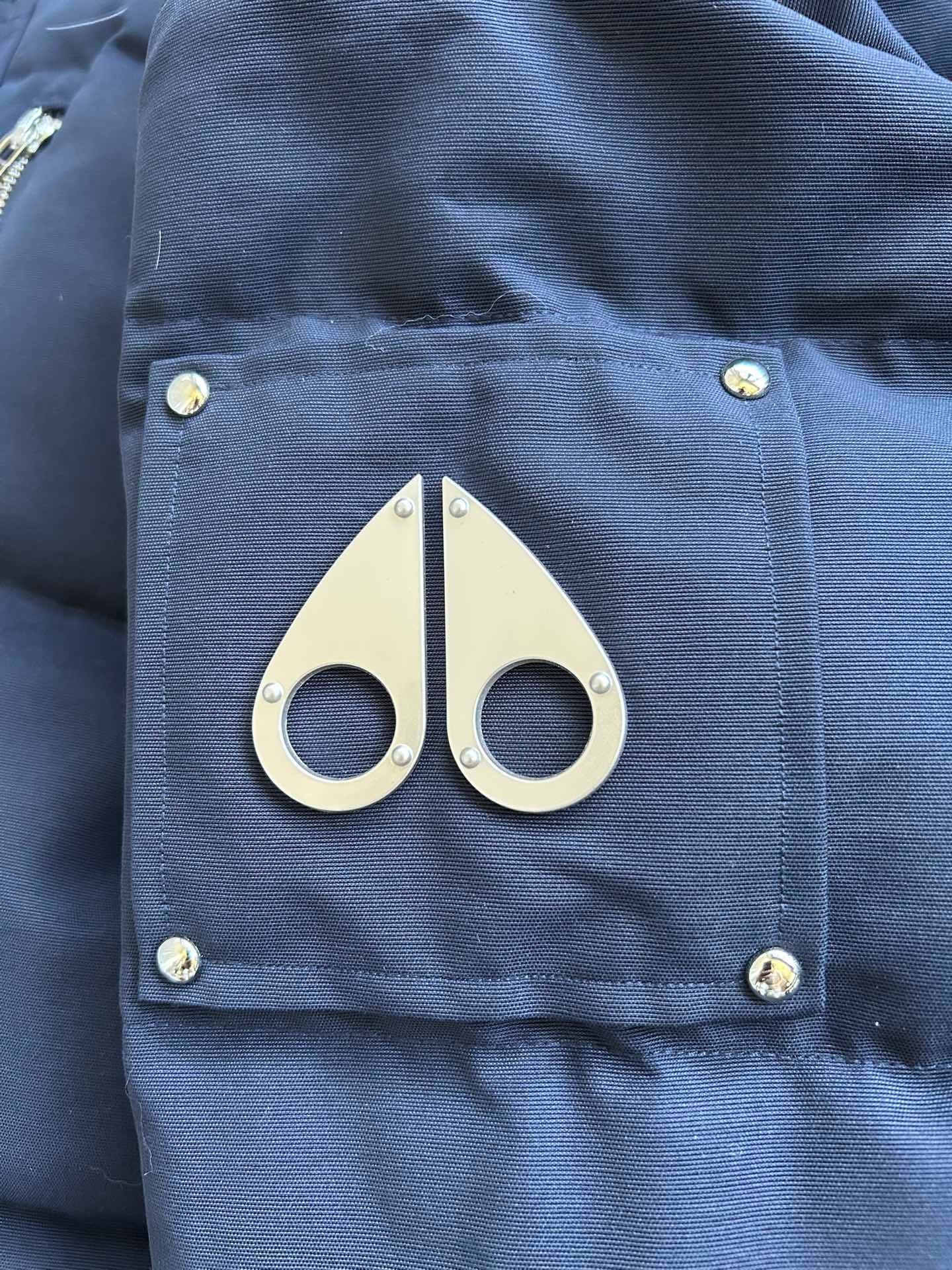 Moose Knuckles Short Puffer Jacket - Style 41 - Moose Knuckles puffer jacket real photo 7