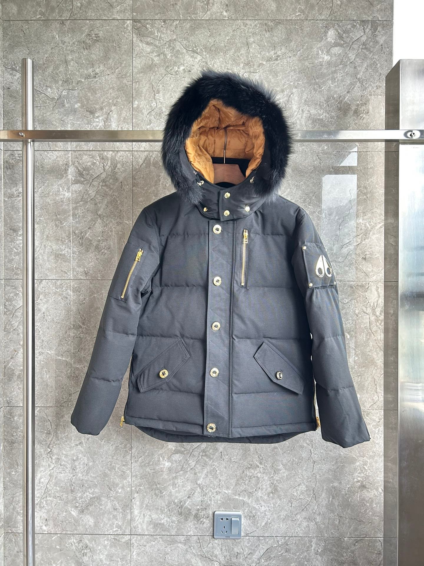 Moose Knuckles puffer jacket - real photo 1