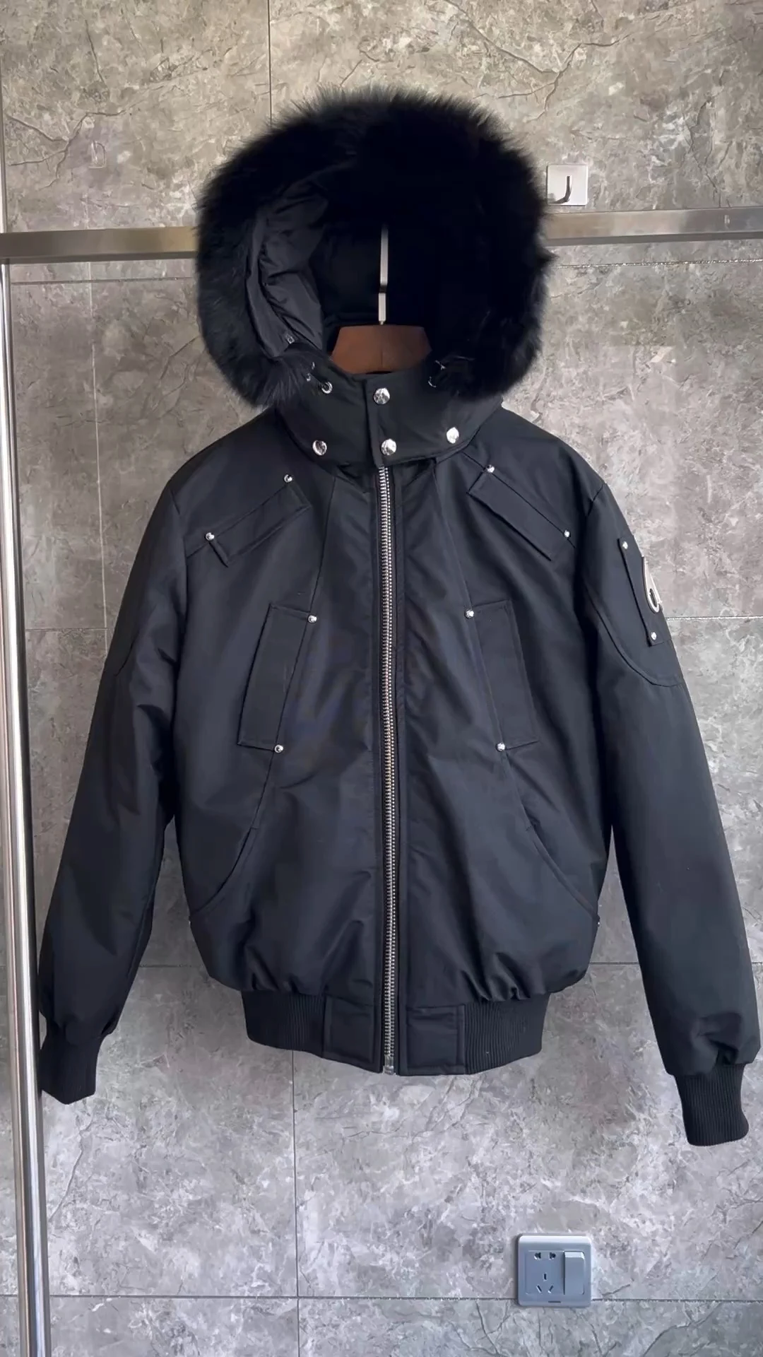 Moose Knuckles puffer jacket - real photo 1