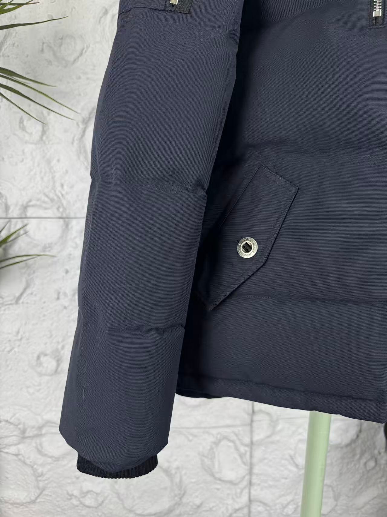 Moose Knuckles Utility Puffer Jacket - Style 2 - Moose Knuckles puffer jacket real photo 5