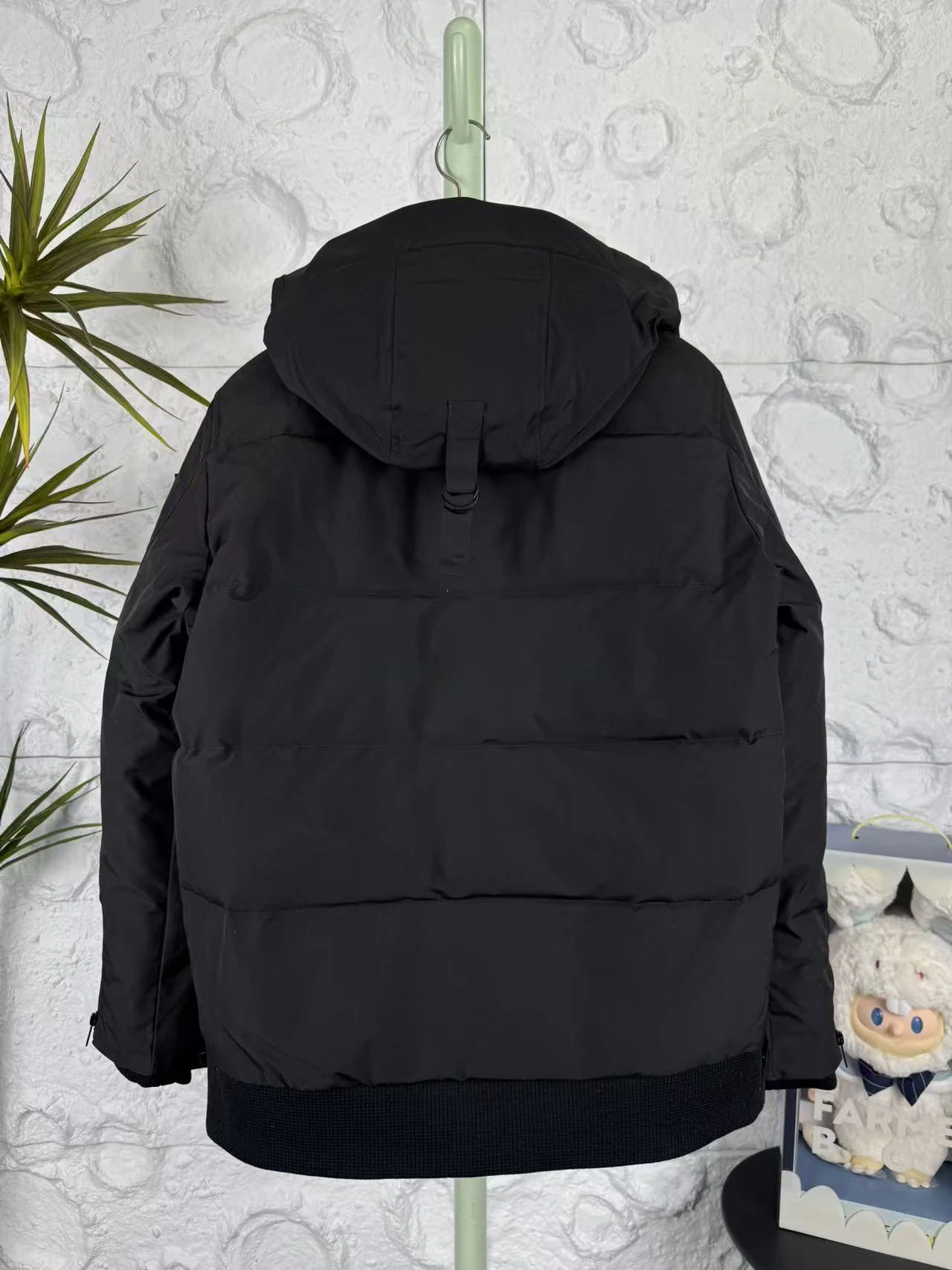 Moose Knuckles puffer jacket - real photo 2