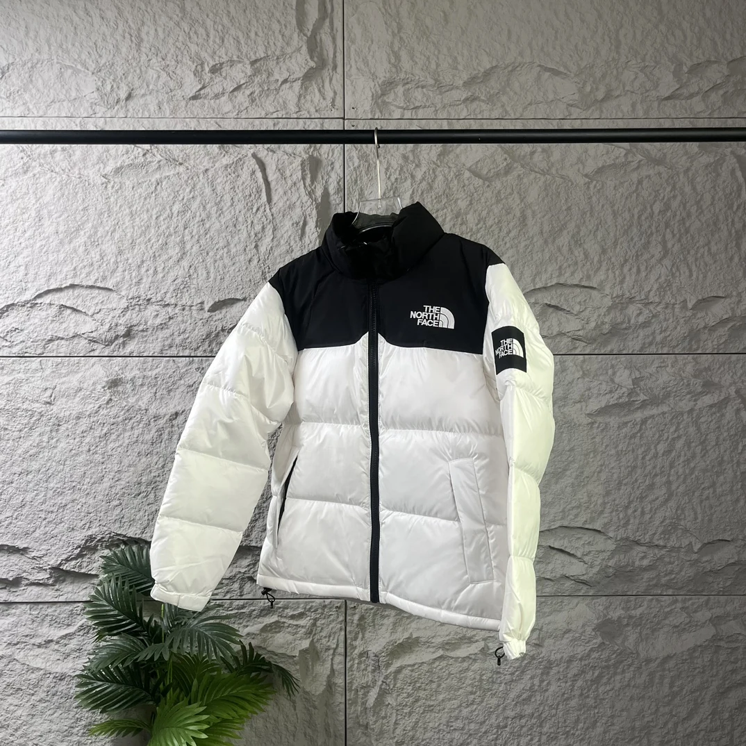 North Face puffer jacket - real photo 3