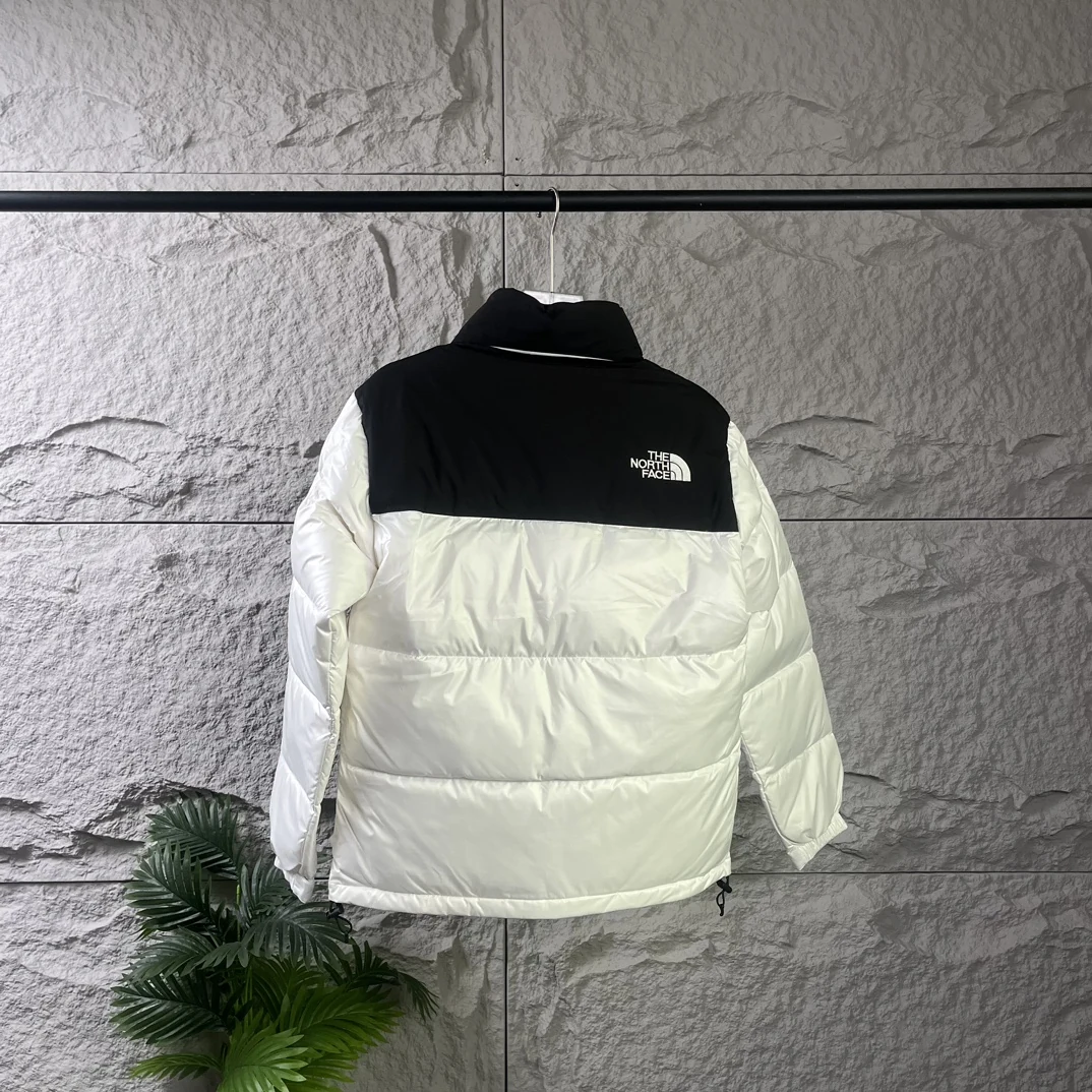 North Face puffer jacket - real photo 4
