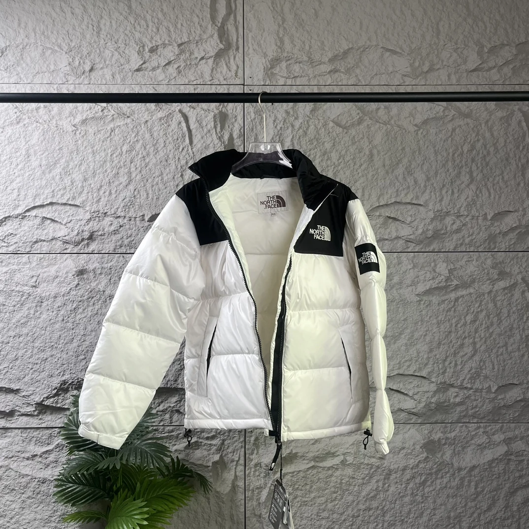 North Face puffer jacket - real photo 5
