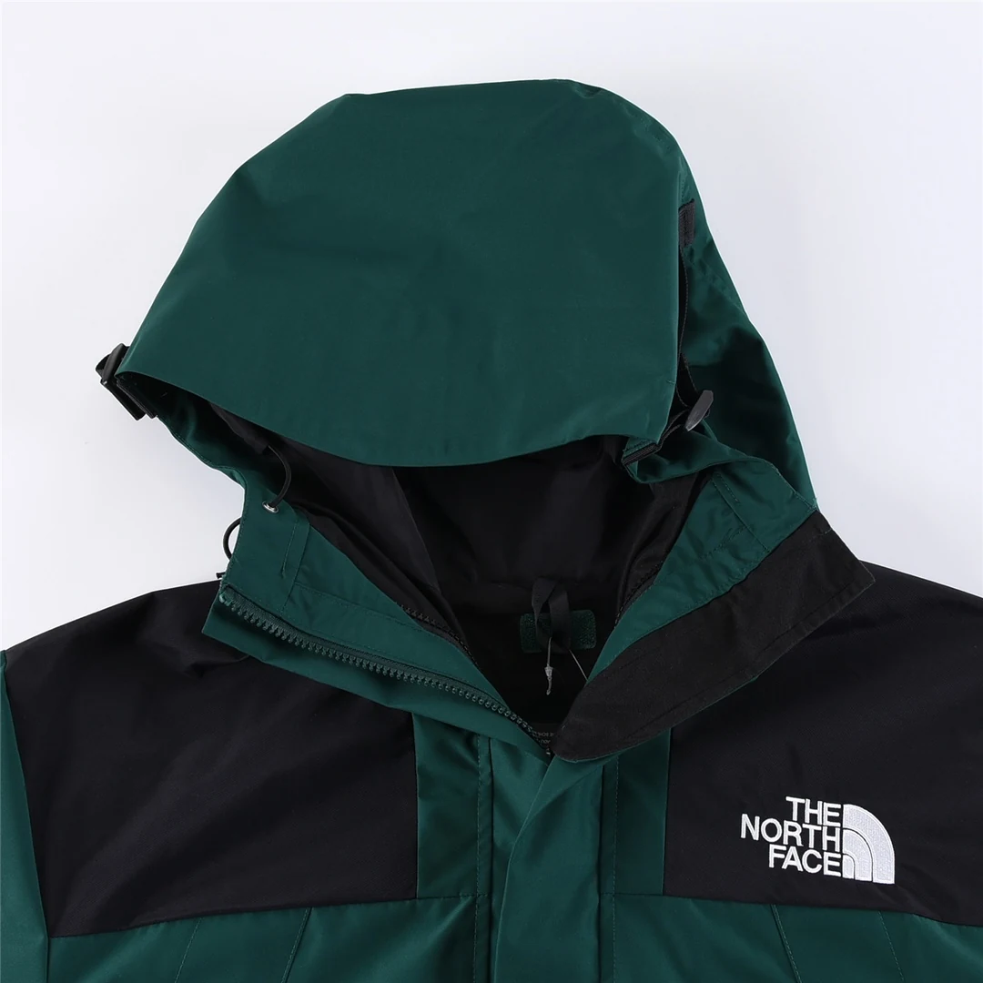 North Face puffer jacket - real photo 8