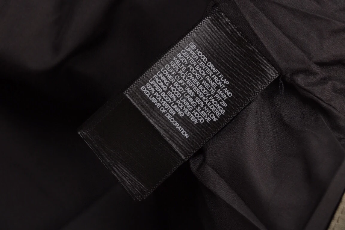 North Face puffer jacket - real photo 8