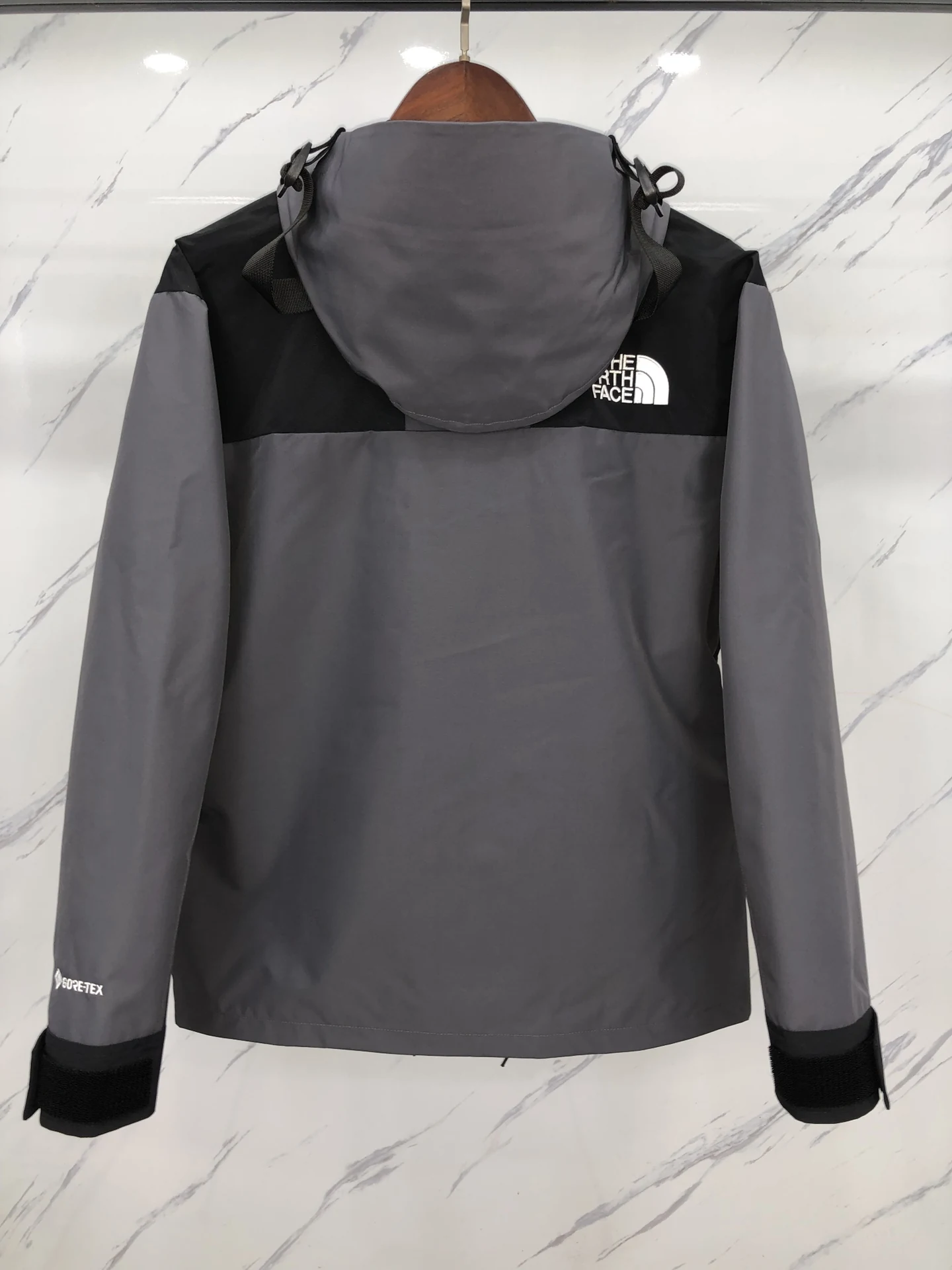 North Face puffer jacket - real photo 2
