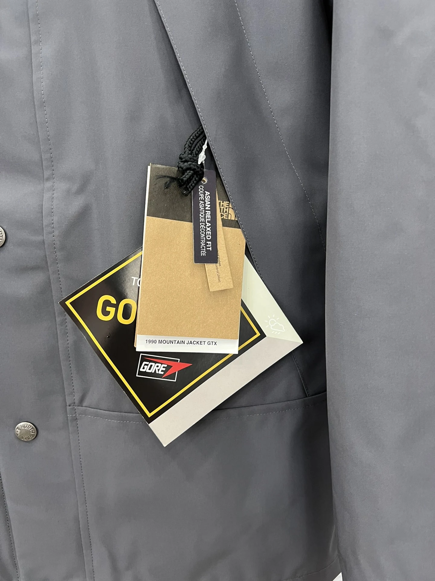 North Face puffer jacket - real photo 4