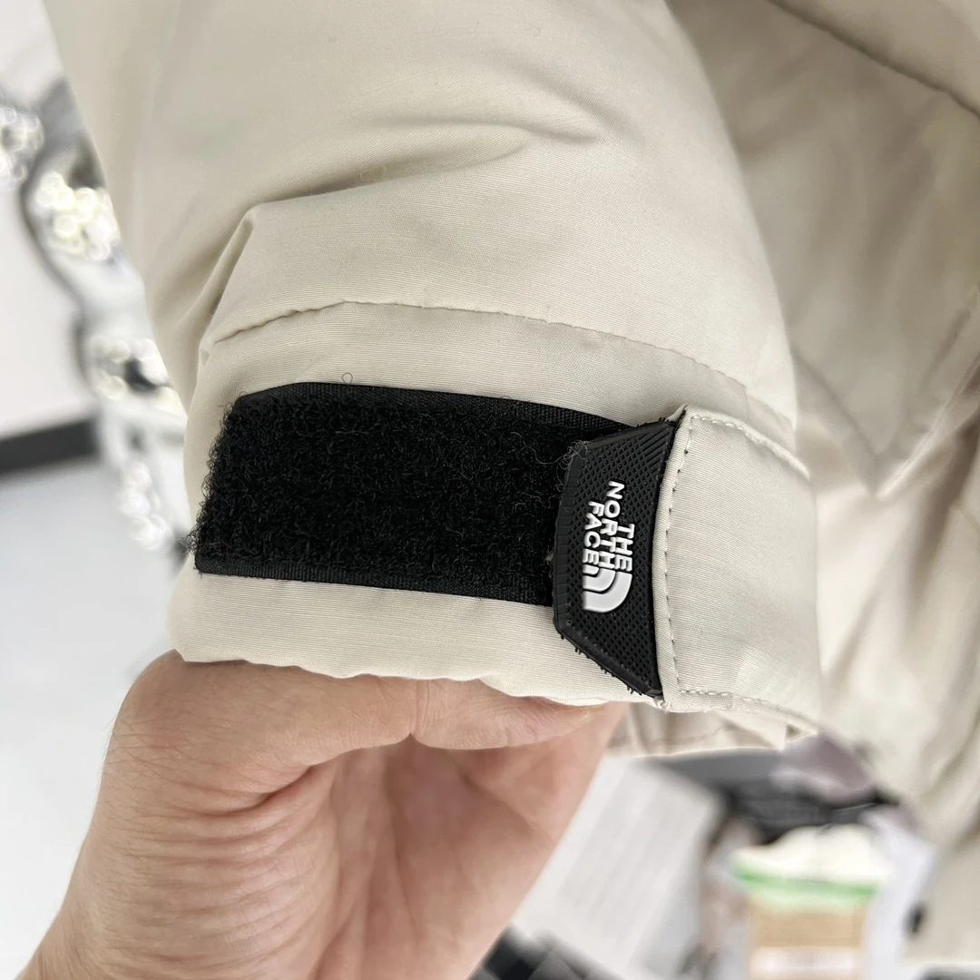 North Face puffer jacket - real photo 2
