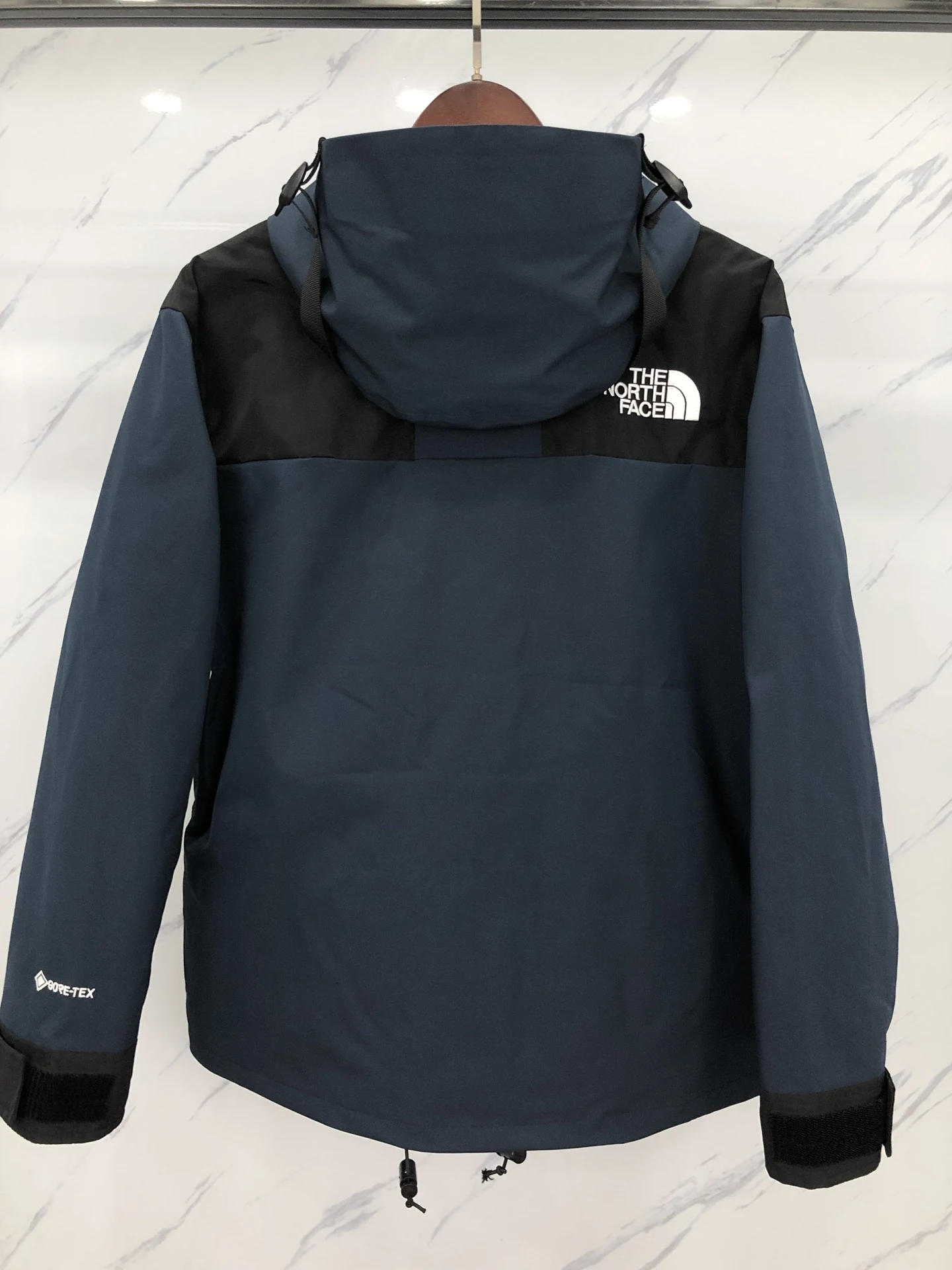 North Face puffer jacket - real photo 2