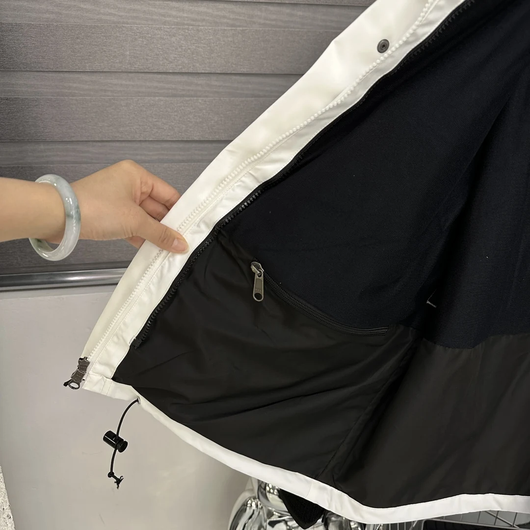 North Face puffer jacket - real photo 6