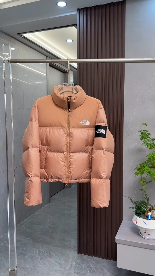 North Face puffer jacket - real photo 1