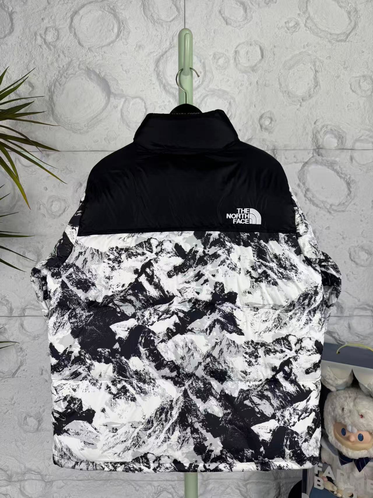 North Face Zip Puffer Jacket - Style 40 - North Face puffer jacket real photo 2