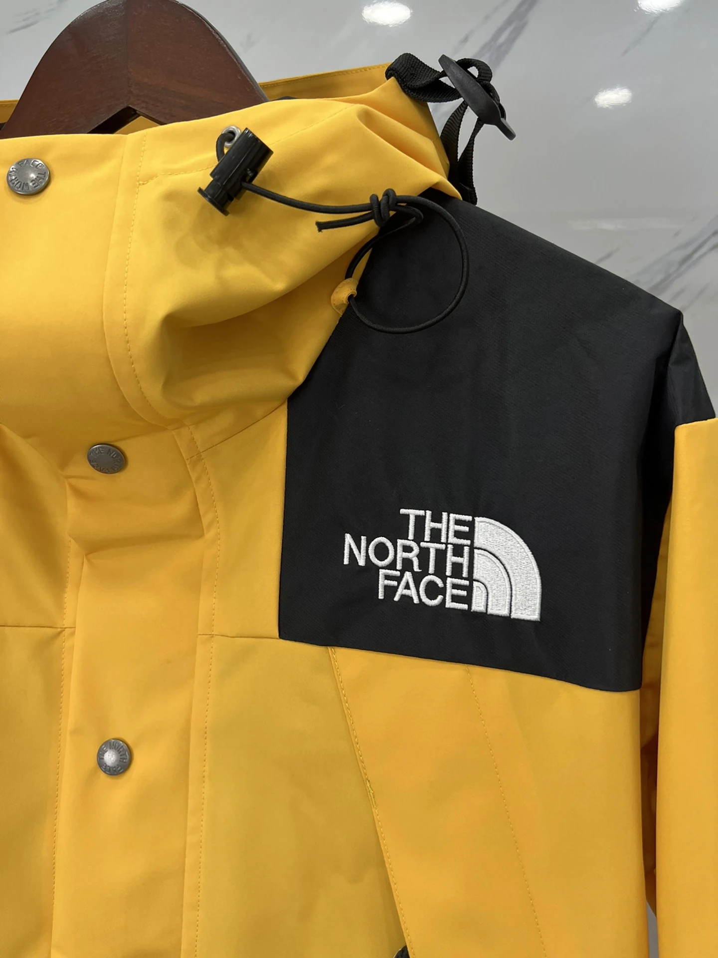 North Face puffer jacket - real photo 5