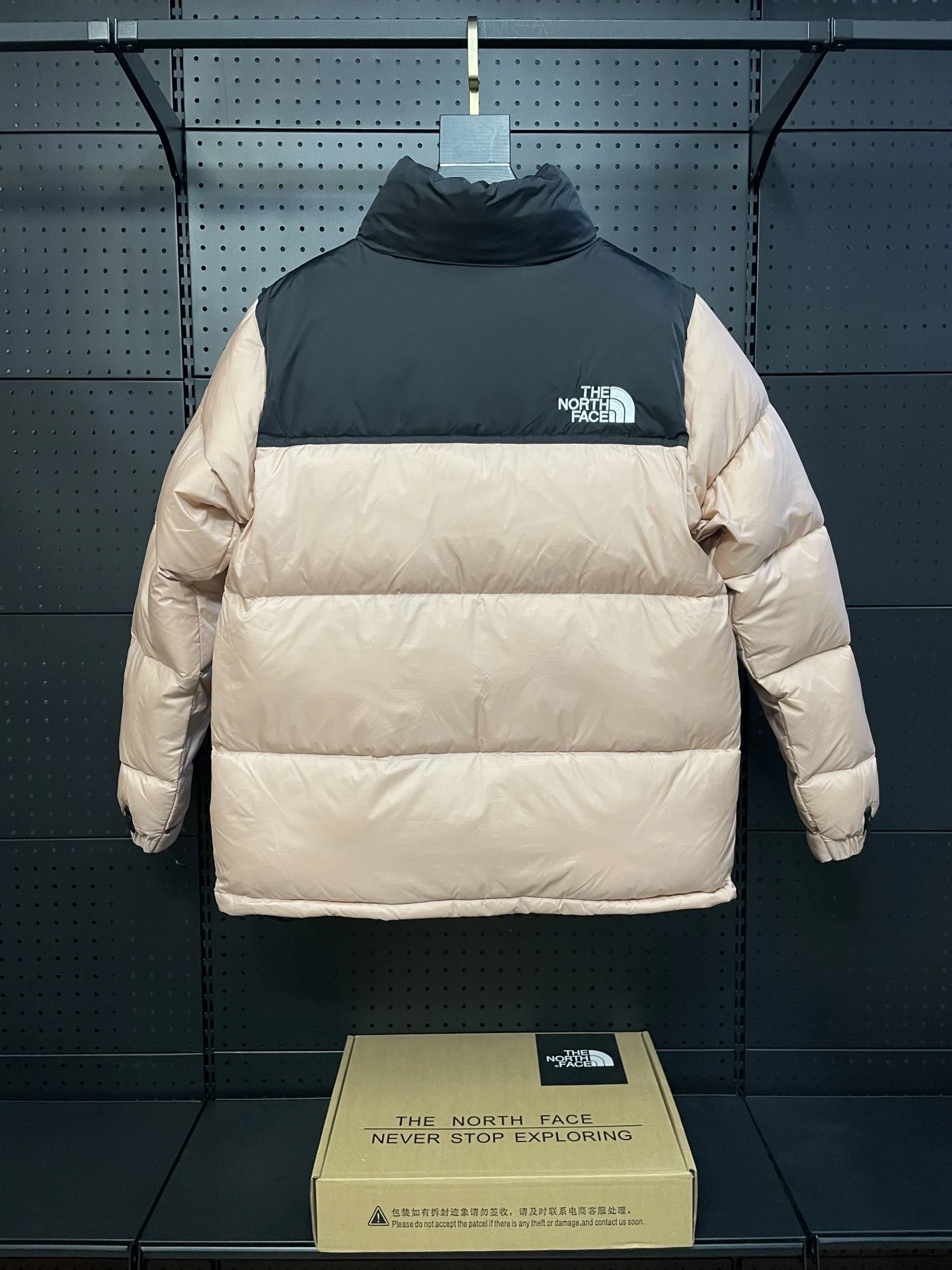 North Face puffer jacket - real photo 2