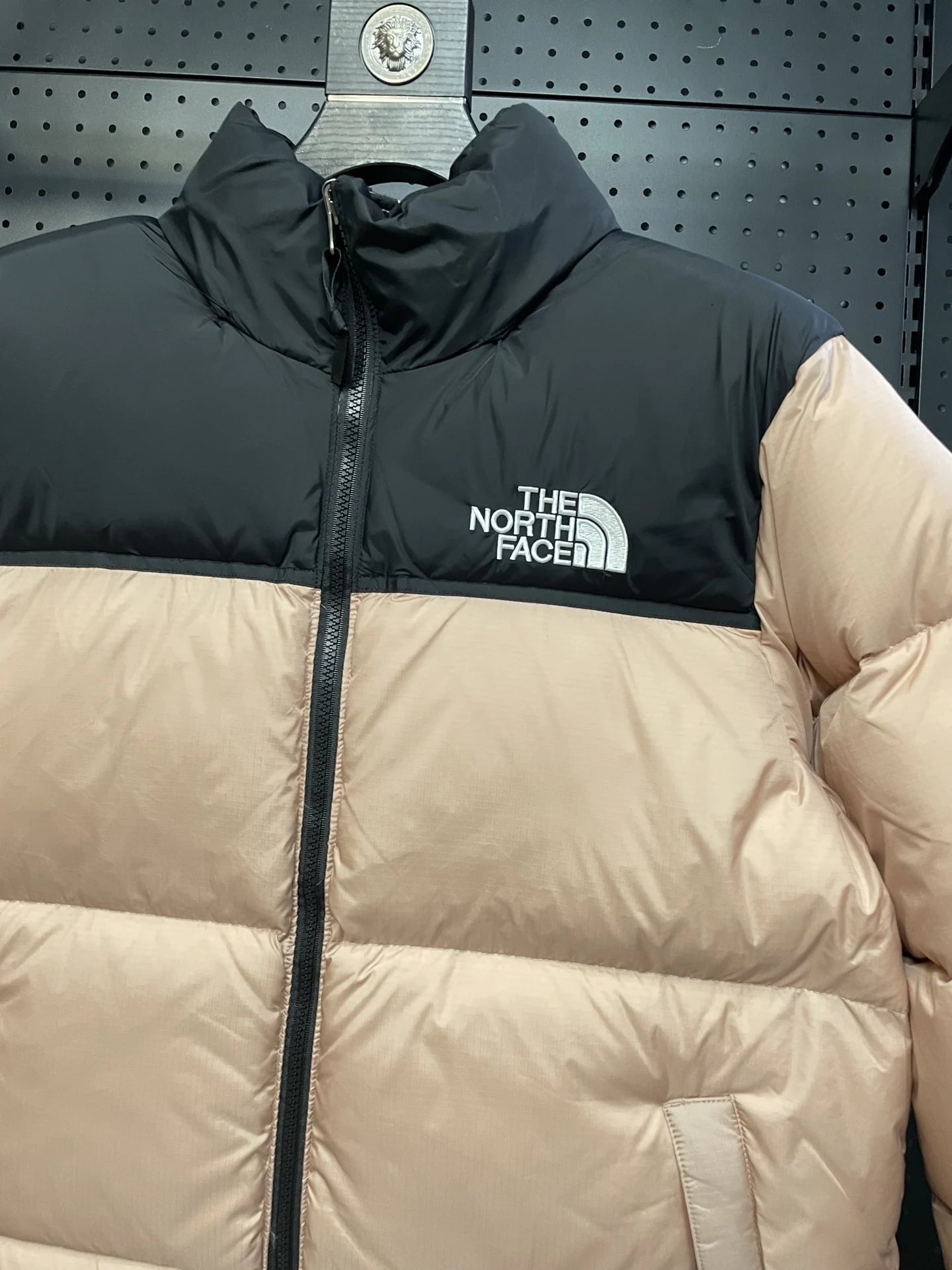 North Face puffer jacket - real photo 4