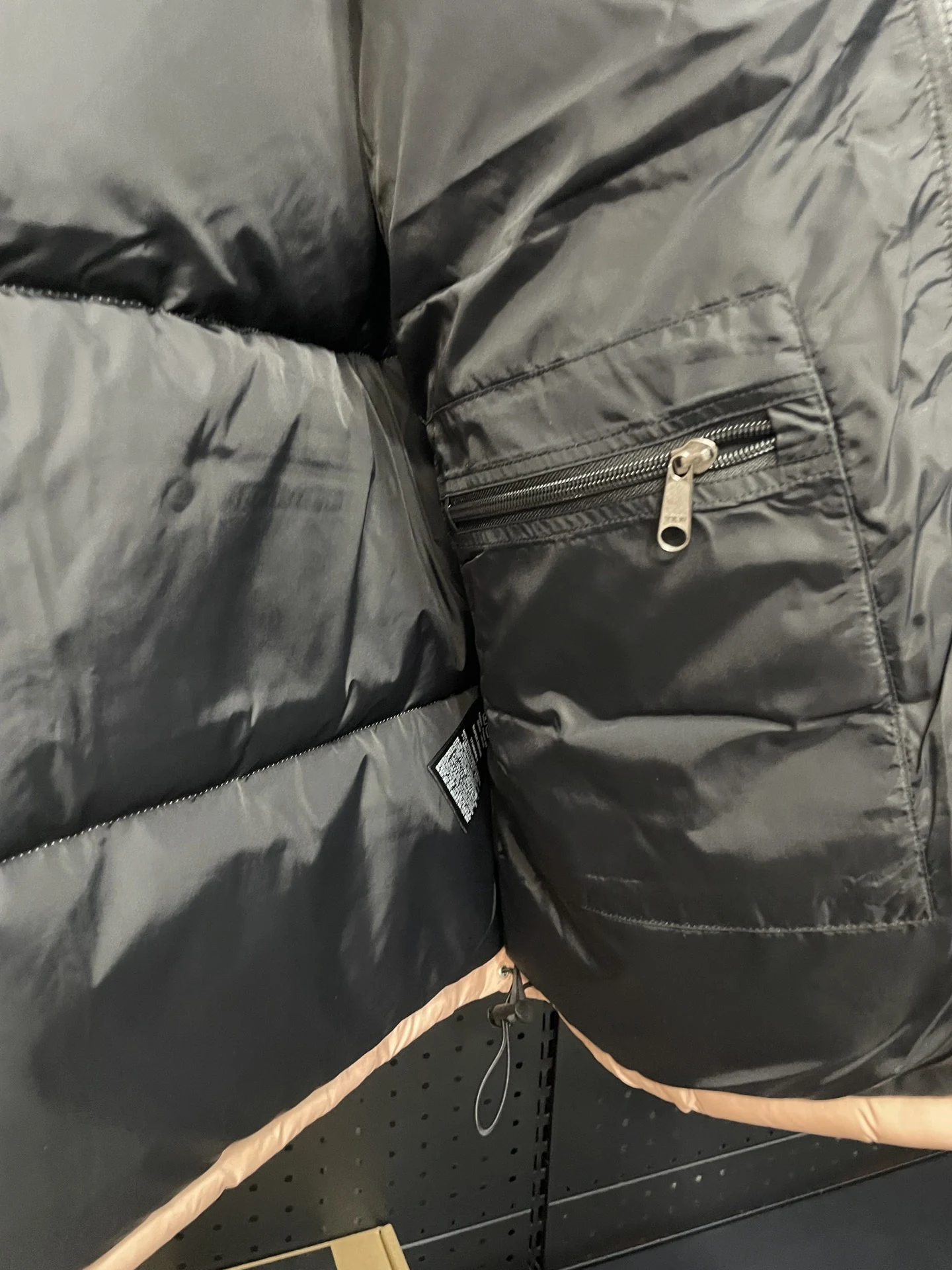 North Face puffer jacket - real photo 9