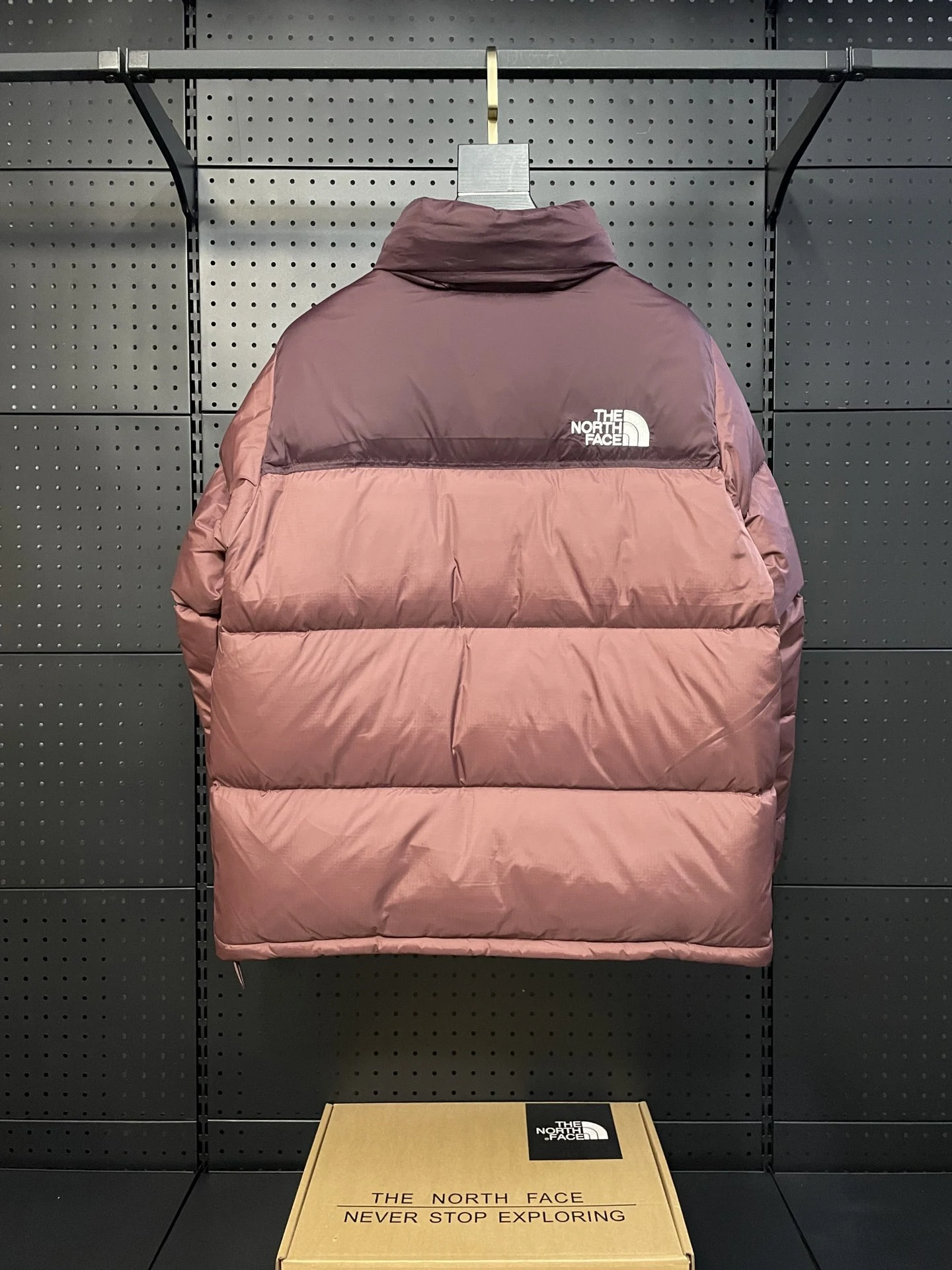 North Face puffer jacket - real photo 2