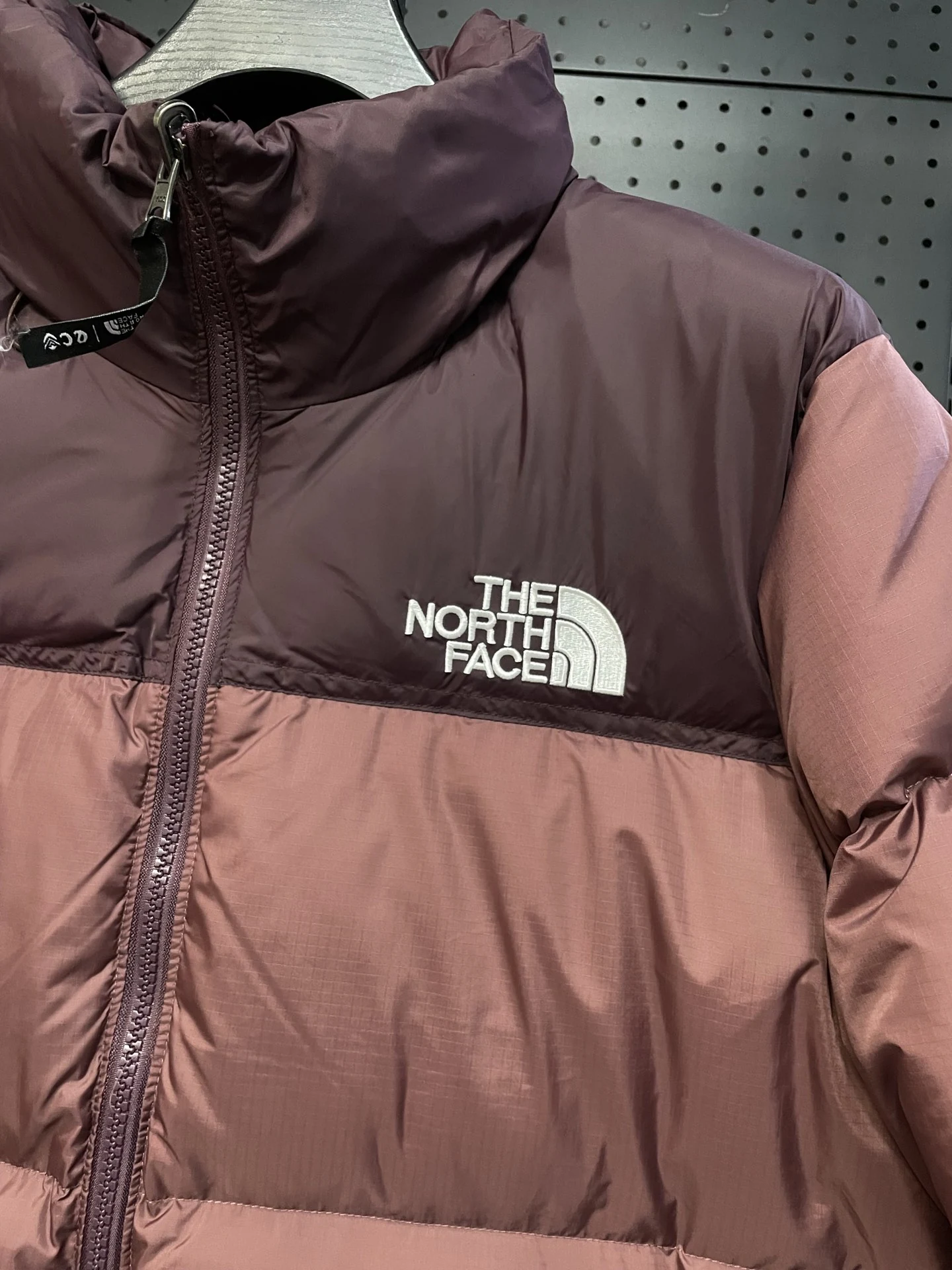 North Face puffer jacket - real photo 4
