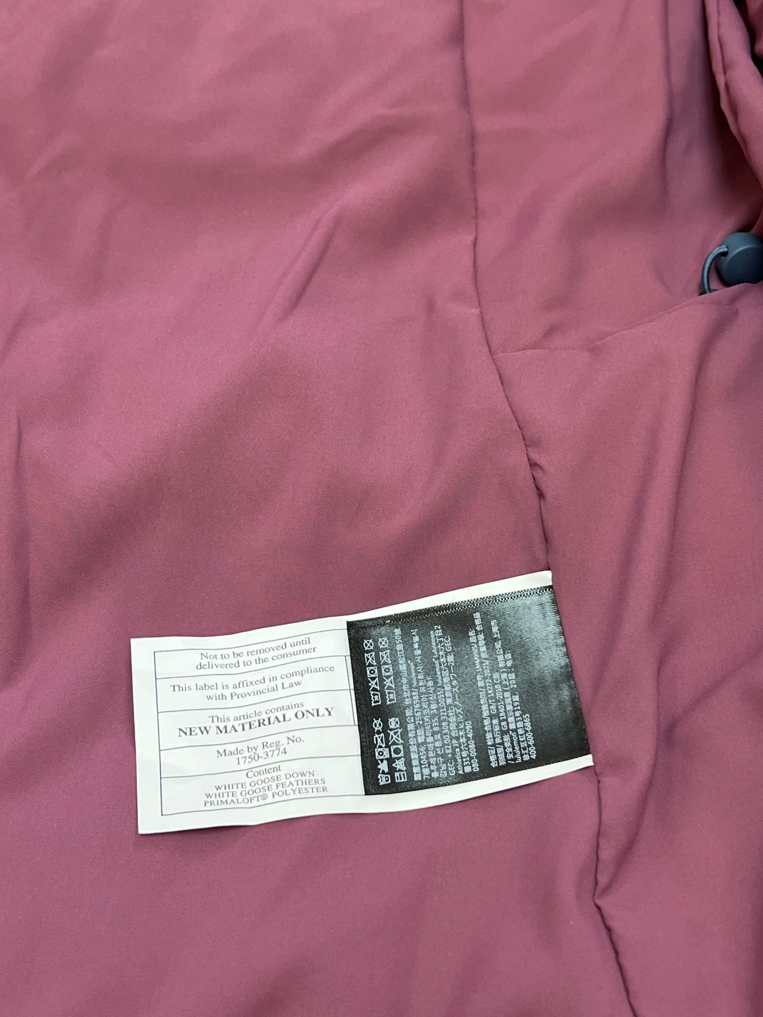 North Face puffer jacket - real photo 4