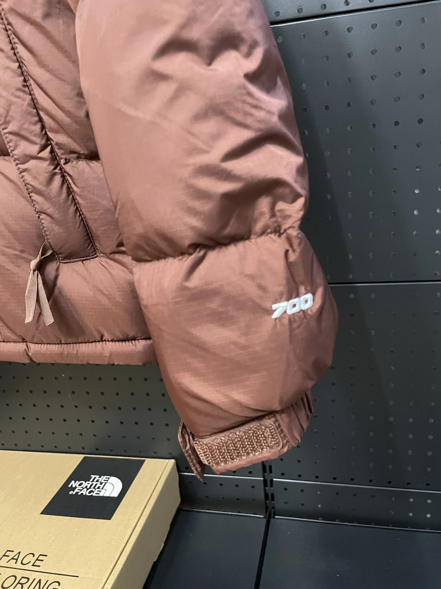 North Face puffer jacket - real photo 5