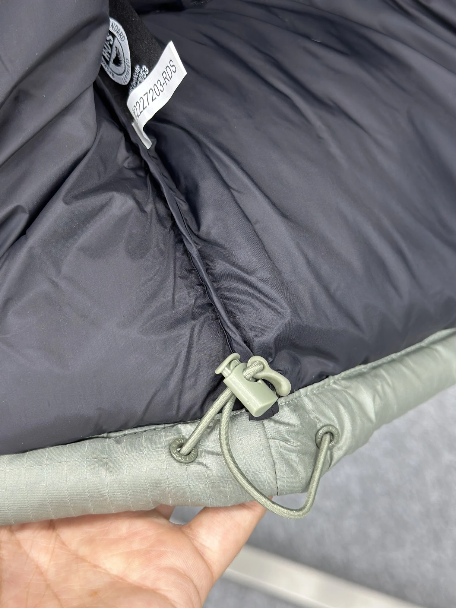 North Face puffer jacket - real photo 7