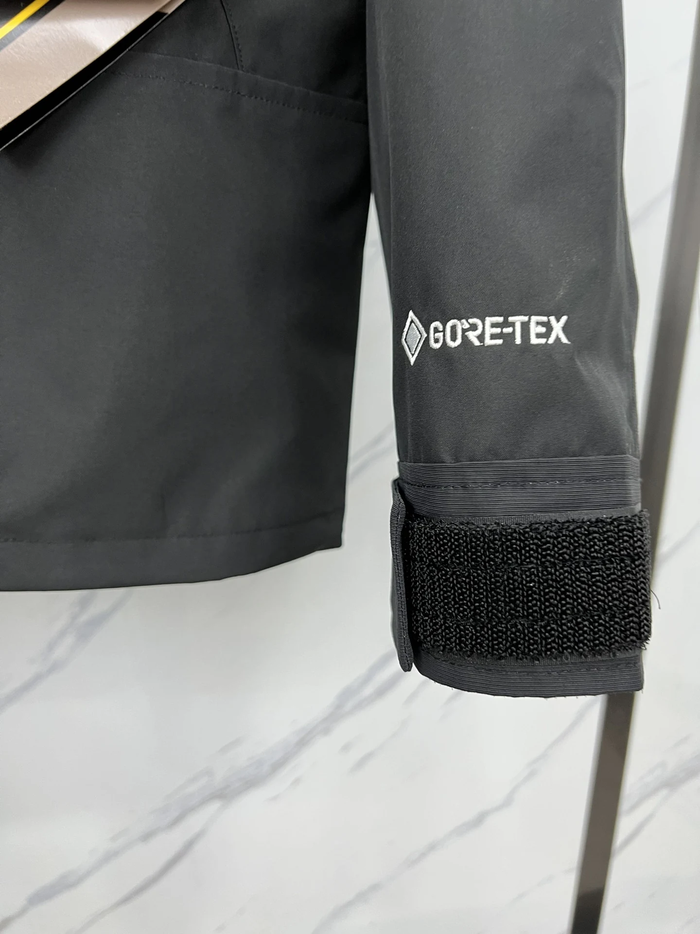 North Face puffer jacket - real photo 3