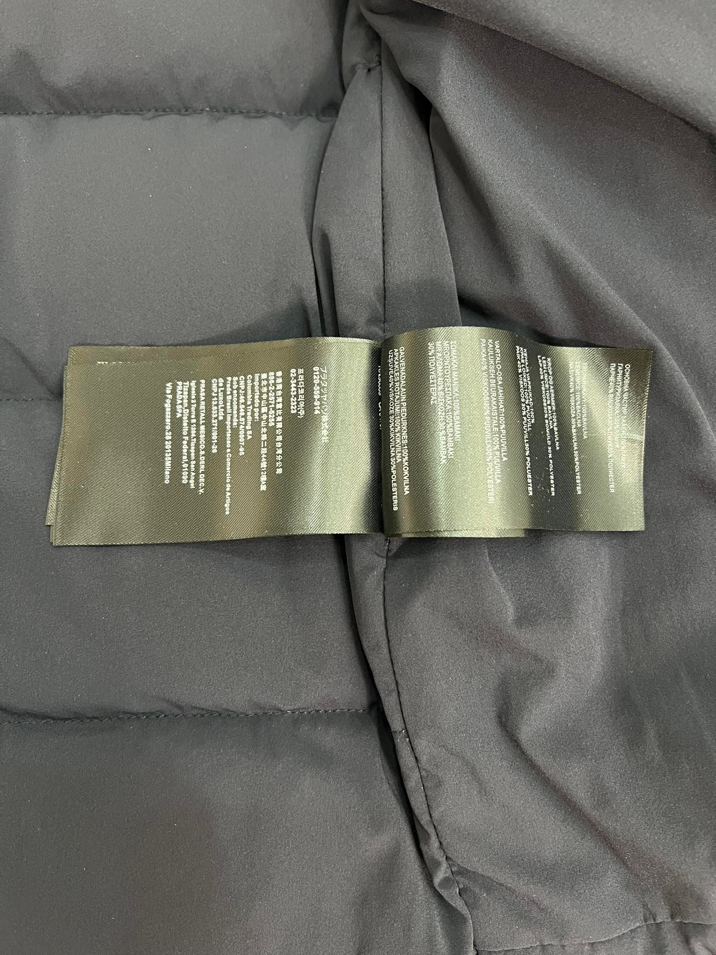 Prada puffer jacket - real photo 8