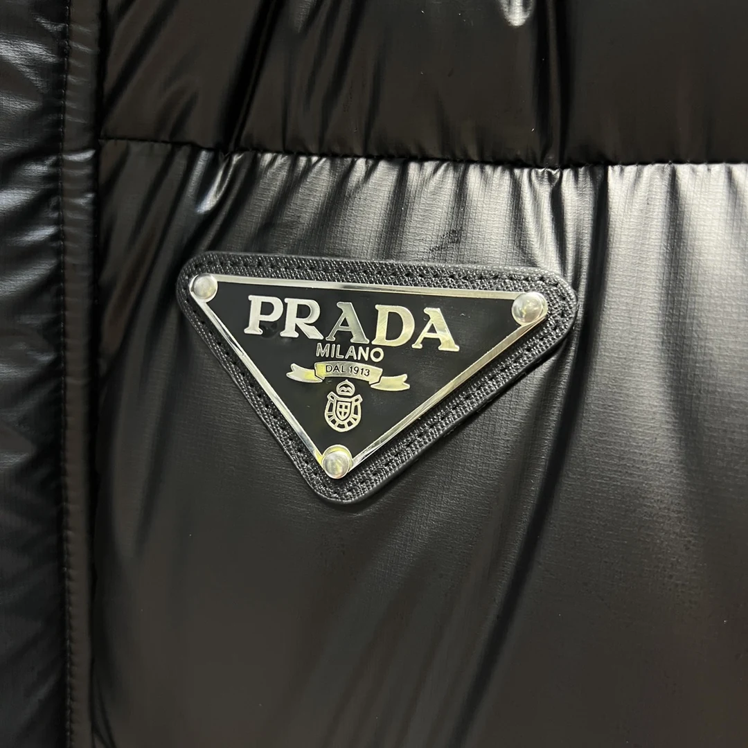 Prada puffer jacket - real photo 5