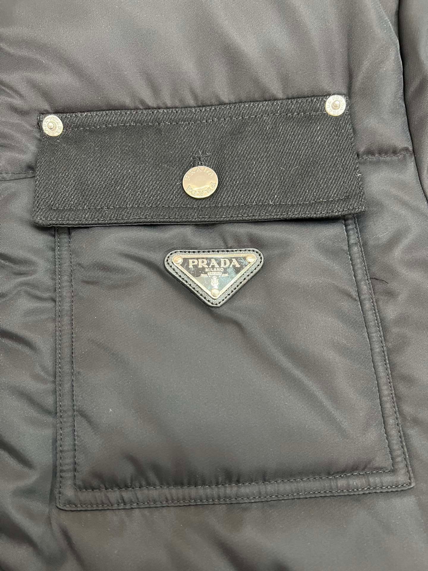 Prada puffer jacket - real photo 4