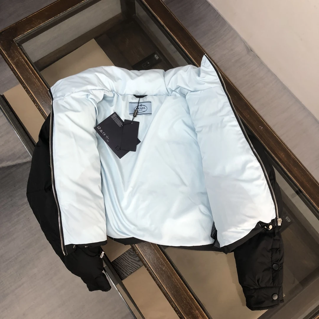 Prada puffer jacket - real photo 7