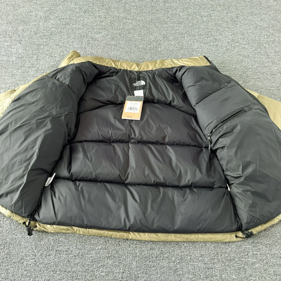 The North Face puffer jacket - real photo 8