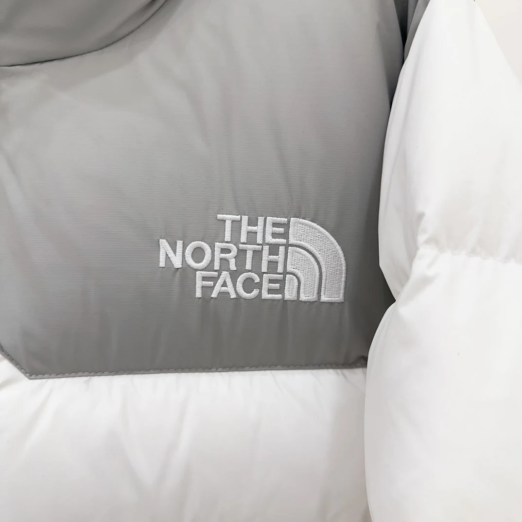 The North Face puffer jacket - real photo 5