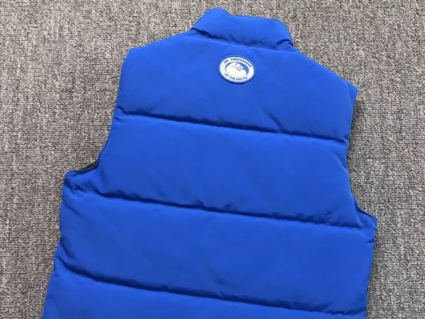 Canada Goose Black Logo Patch Down Vest - view 14