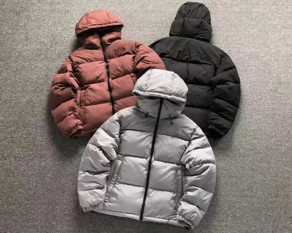 The North Face Black Hooded 700 Puffer - view 10