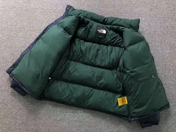 The North Face Dark Green 1996 Nuptse - view 1